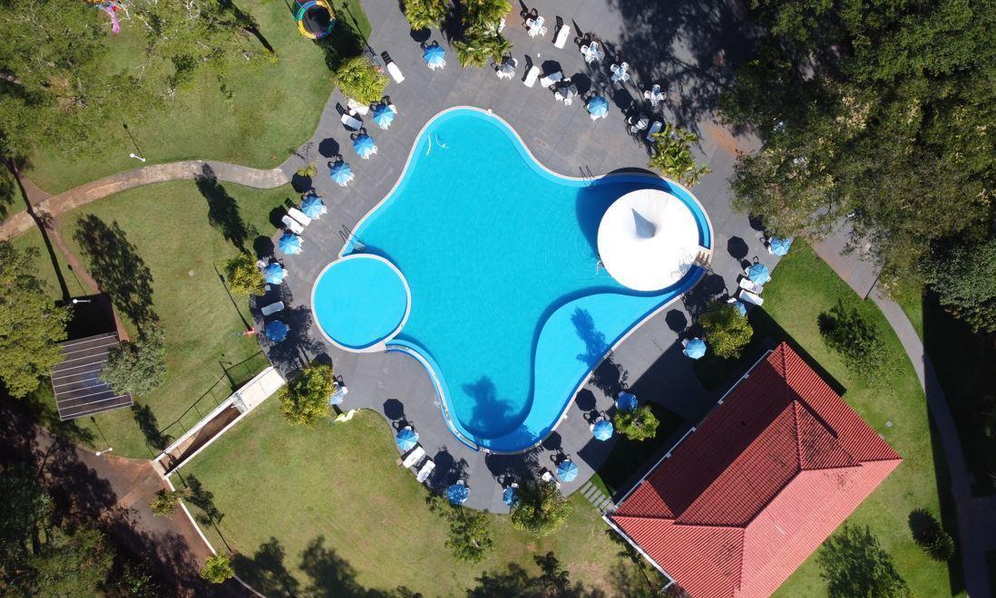 Hotel Agua Das Araras Paraguaçu Paulista Kültér fotó