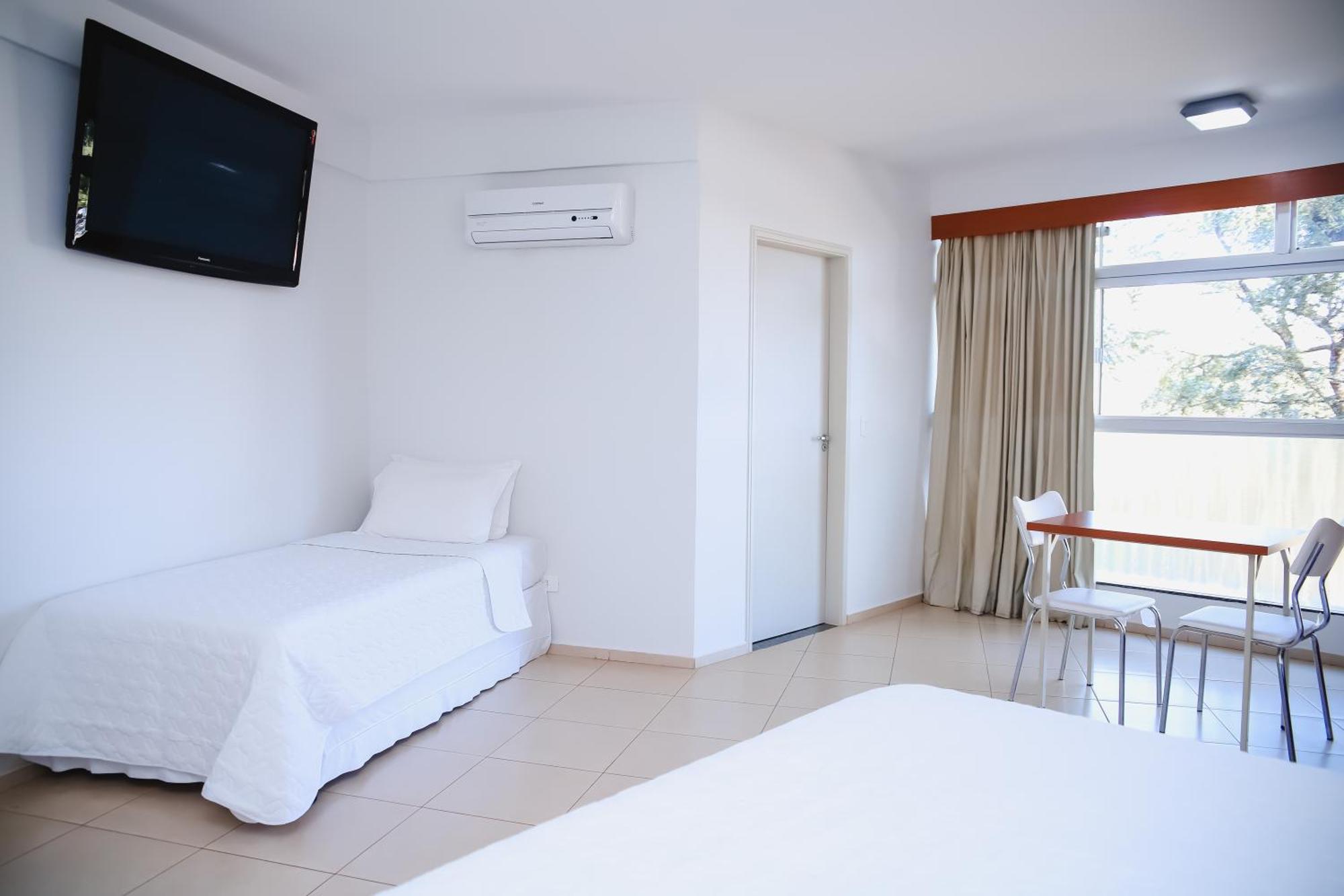 Hotel Agua Das Araras Paraguaçu Paulista Szoba fotó