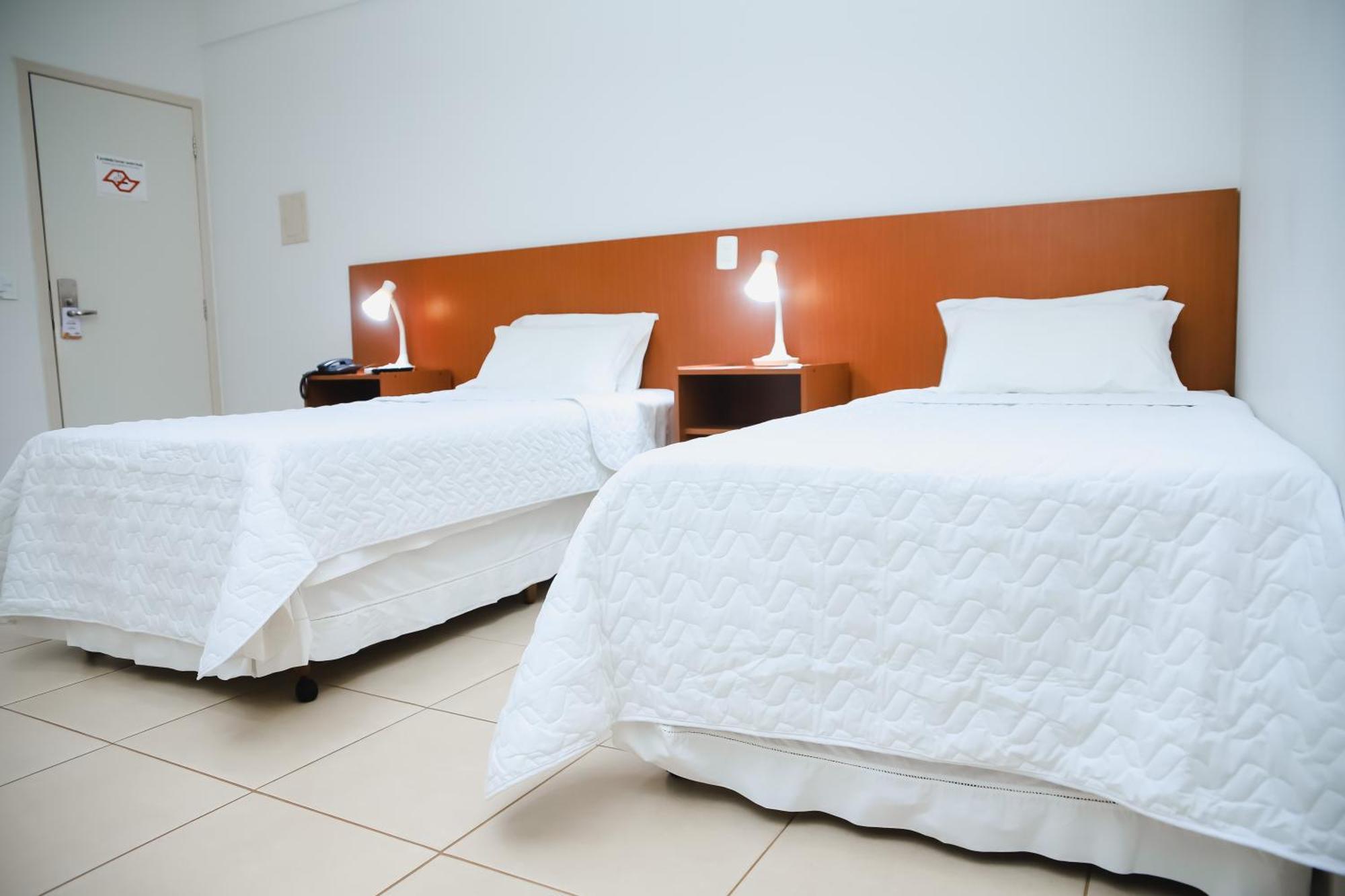 Hotel Agua Das Araras Paraguaçu Paulista Szoba fotó