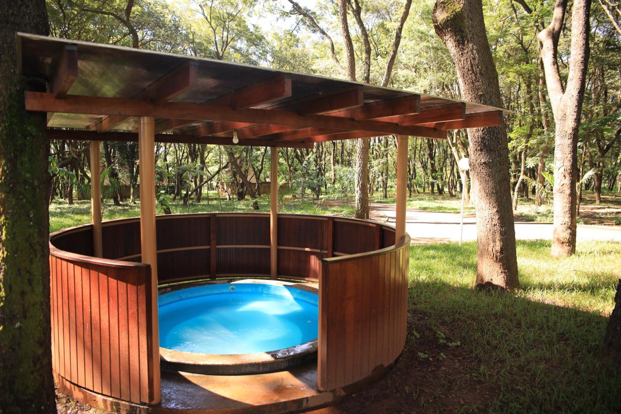 Hotel Agua Das Araras Paraguaçu Paulista Kültér fotó