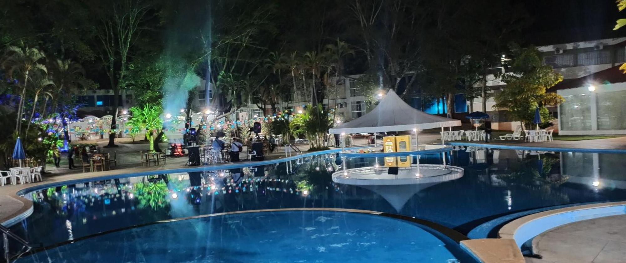 Hotel Agua Das Araras Paraguaçu Paulista Kültér fotó