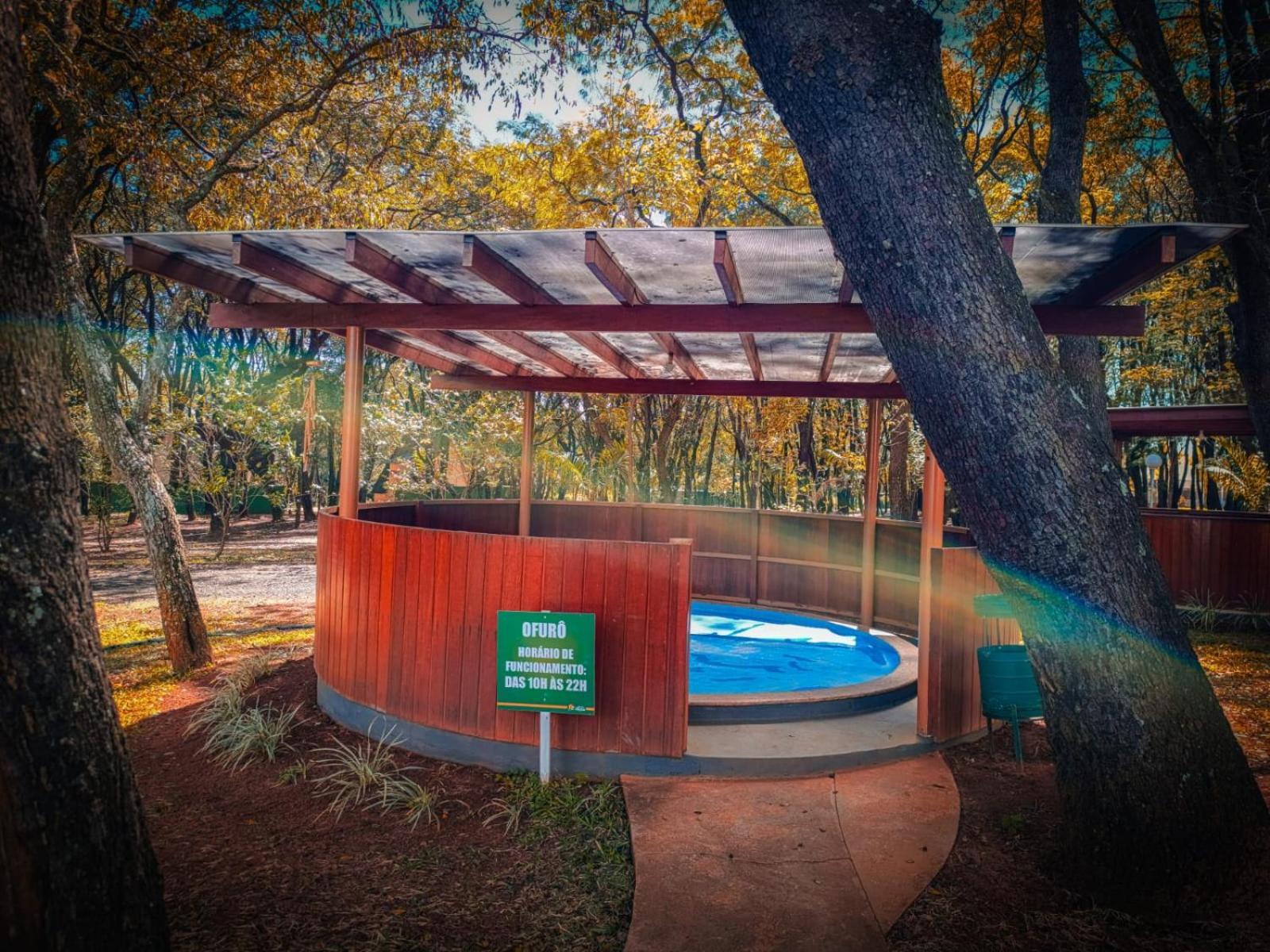 Hotel Agua Das Araras Paraguaçu Paulista Kültér fotó